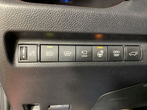 Used 2023 Toyota RAV4 Limited image 20