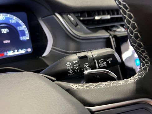 New 2025 Jeep Grand Cherokee Laredo X w/ Luxury Tech Group I image 37