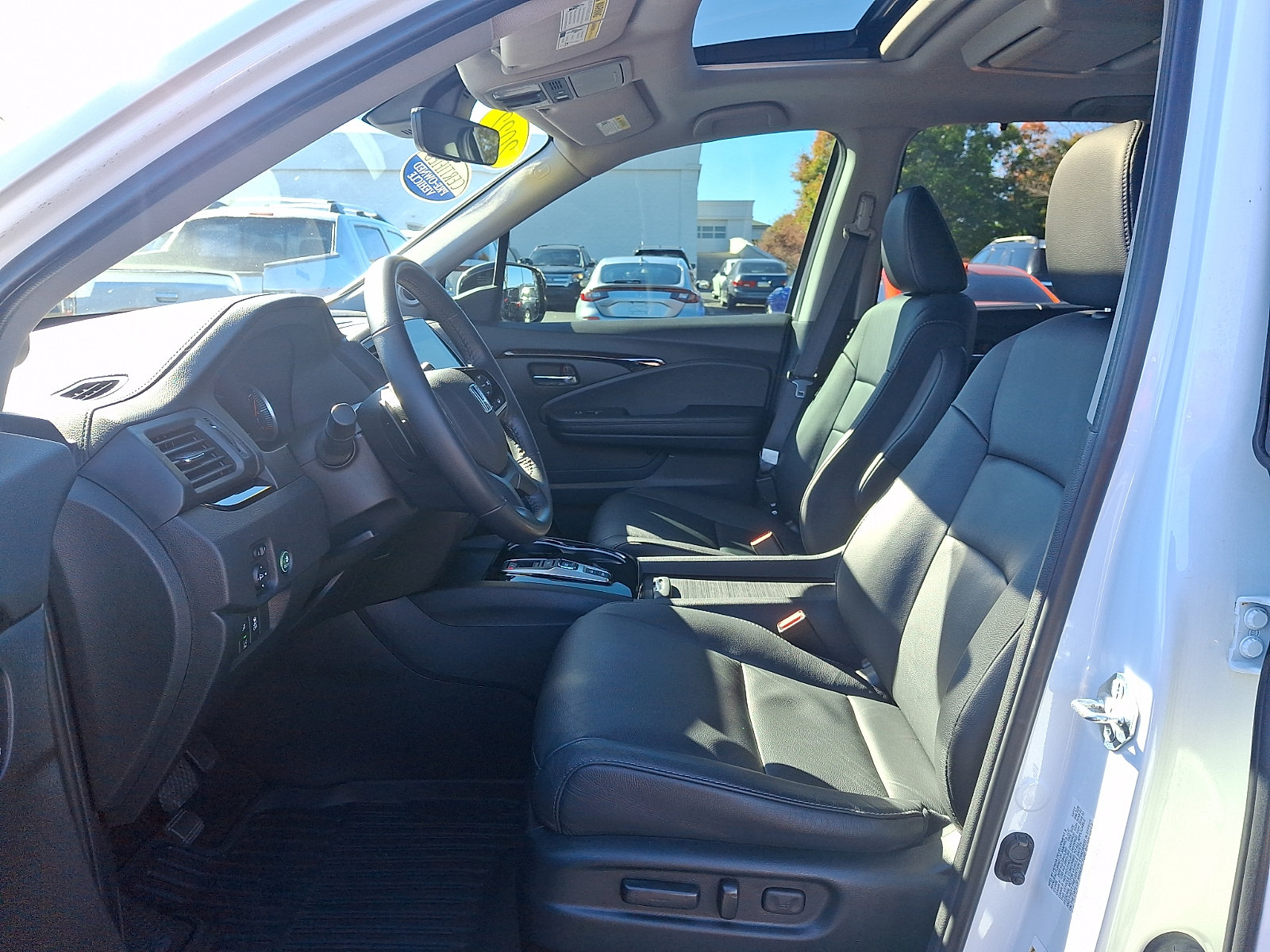 Certified 2022 Honda Pilot Touring image 13