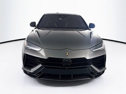 Used 2024 Lamborghini Urus Performante image 2