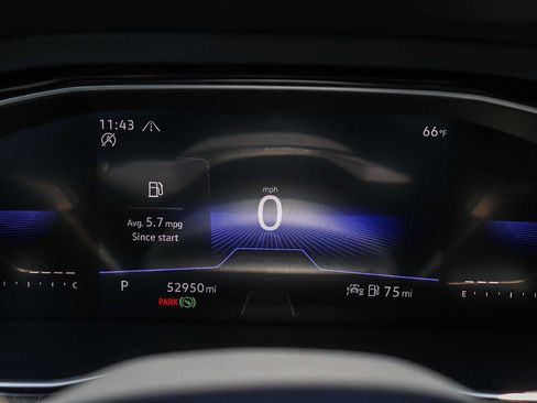 Certified 2024 Volkswagen Jetta SE FWD image 24