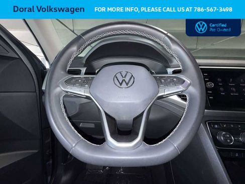 Certified 2023 Volkswagen Atlas SE w/ Panoramic Sunroof Package FWD image 15