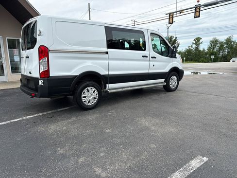 Used 2019 Ford Transit 250 130 Low Roof w/ Exterior Upgrade Package RWD image 6