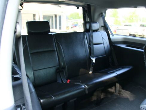 Used 2011 Nissan Armada Platinum w/ 2nd Row Captain Seat Pkg AWD/4WD image 20