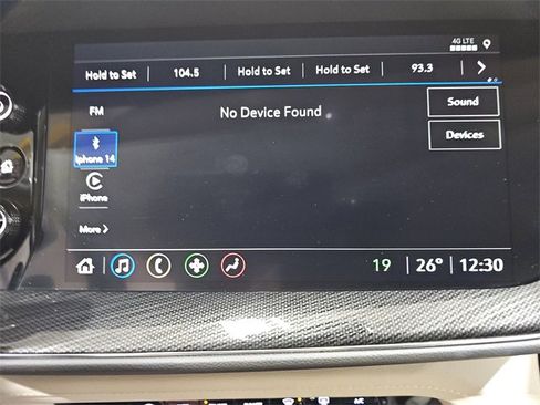 Used 2023 Buick Envision Essence image 22