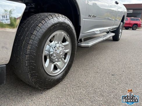 Used 2022 RAM 2500 Tradesman w/ Chrome Appearance Group AWD/4WD image 13