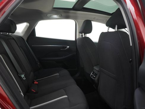 Used 2023 Hyundai Sonata SEL w/ Convenience Package FWD image 12