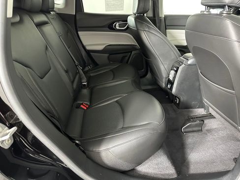 Used 2022 Jeep Compass Limited AWD/4WD image 28