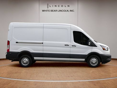 Used 2024 Ford Transit 250 148 Medium Roof Extended AWD w/ Load Area Protection Package image 4