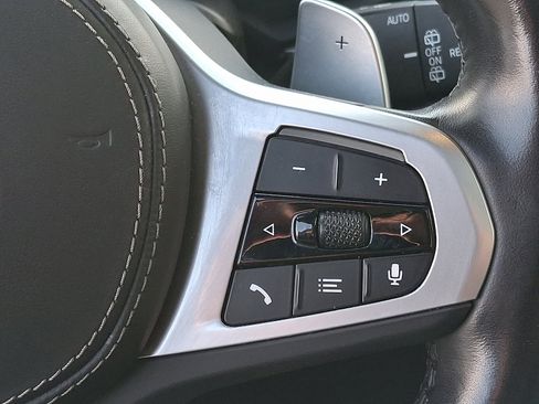 Used 2022 BMW X5 M50i w/ Executive Package image 23