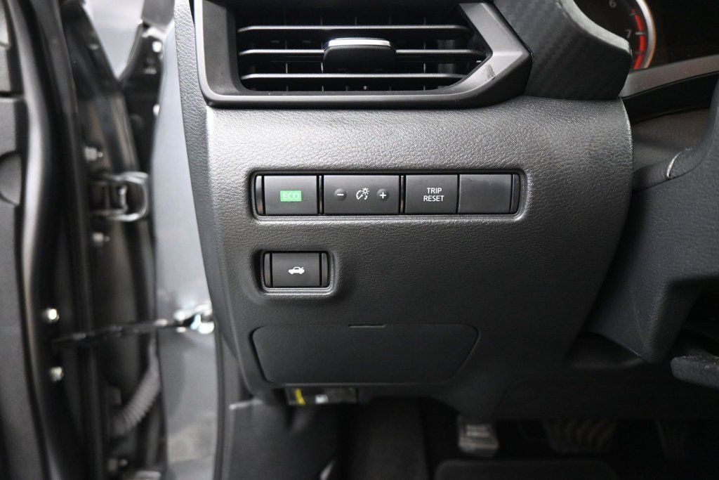 Used 2024 Nissan Sentra S FWD image 14