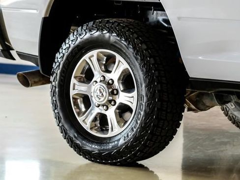 Used 2024 RAM 2500 Big Horn w/ Off Road Package AWD/4WD image 47