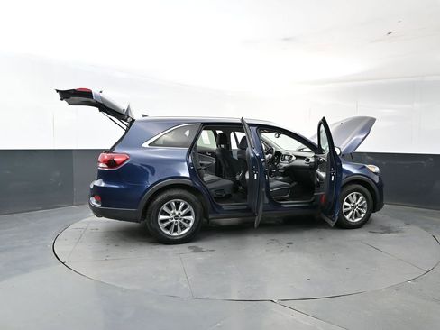 Used 2019 Kia Sorento AWD w/ LX Convenience Package image 25