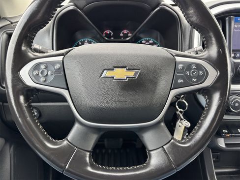 Used 2022 Chevrolet Colorado LT w/ Fleet Safety Package image 3