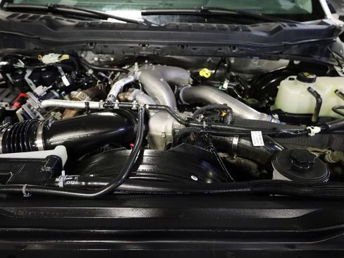 Used 2024 Ford F350 XLT w/ FX4 Off-Road Package image 29