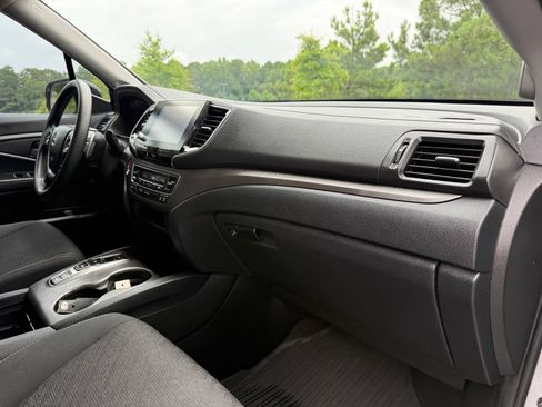 Used 2021 Honda Ridgeline Sport image 24