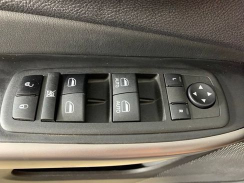 Used 2022 Jeep Cherokee Latitude Lux AWD/4WD image 30