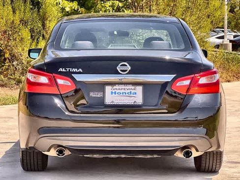 Used 2016 Nissan Altima 2.5 S w/ Power Driver Seat Package FWD image 6