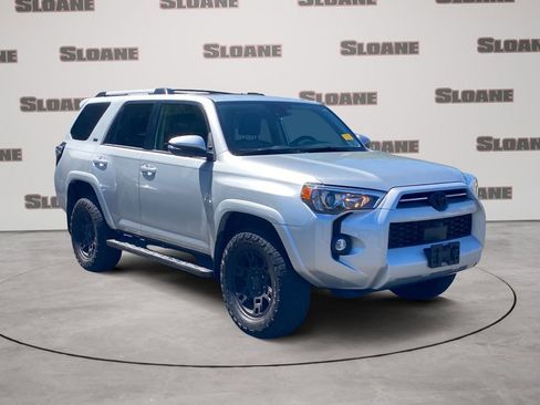 Used 2023 Toyota 4Runner SR5 Premium w/ Moonroof Package AWD/4WD image 2