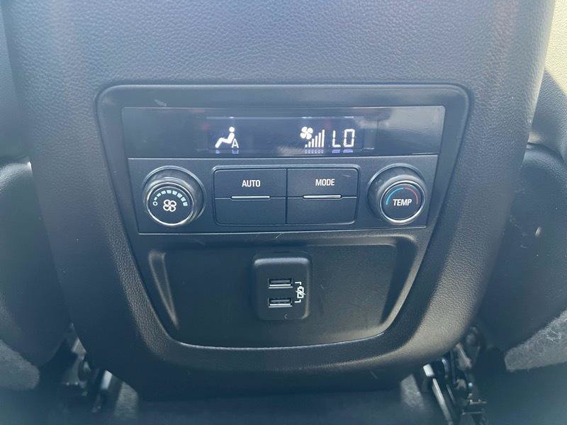 Used 2020 Buick Enclave Essence AWD/4WD image 14