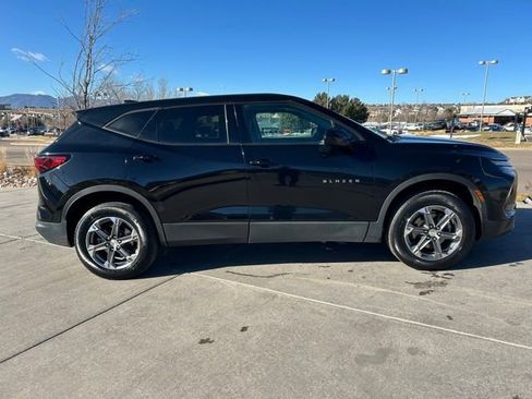 Used 2023 Chevrolet Blazer LT w/ Driver Confidence Package image 9