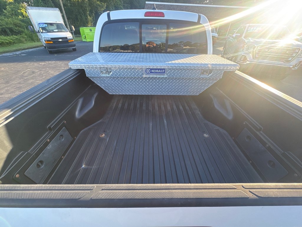 Used 2015 Toyota Tacoma 4x4 Double Cab w/ SR5 Package image 10