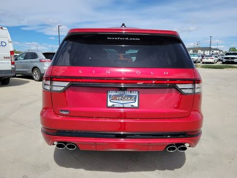 New 2026 Lincoln Aviator AWD w/ Jet Appearance Package image 10