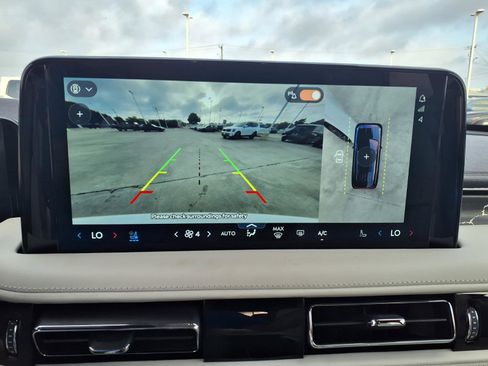 Used 2025 Lincoln Aviator Black Label w/ Jet Appearance Package AWD/4WD image 14