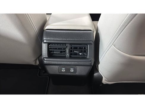 Used 2025 Honda Accord SE image 18