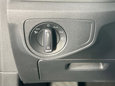 Used 2022 Volkswagen Atlas SE image 10