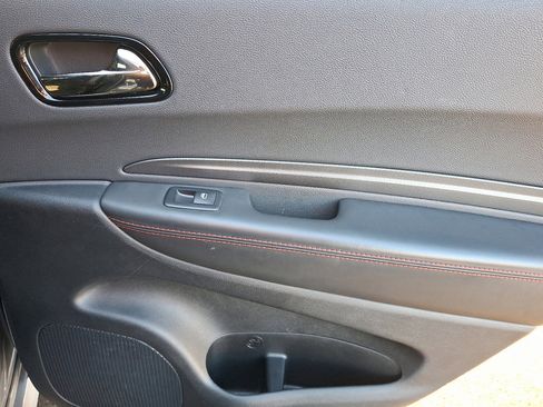 Certified 2023 Dodge Durango R/T w/ Tow 'N Go Package image 14