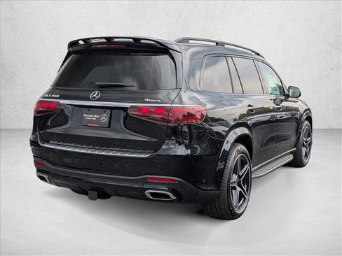 New 2026 Mercedes-Benz GLS 450 4MATIC image 2