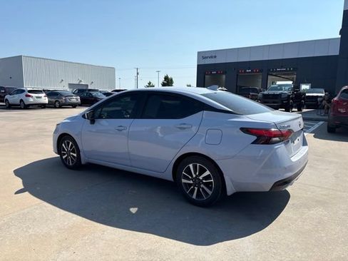Used 2025 Nissan Versa SV w/ Trunk Package FWD image 4