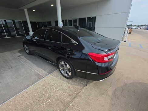 Used 2020 Honda Accord EX-L image 10