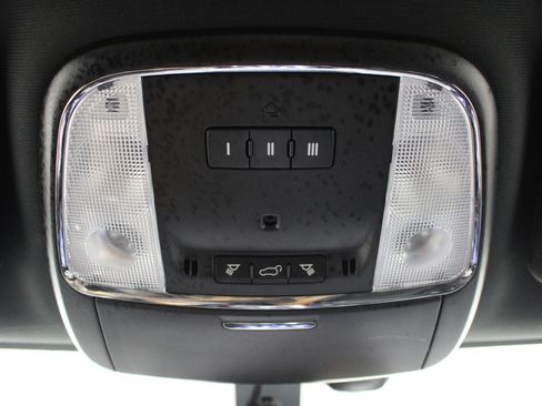 Used 2022 Jeep Grand Cherokee Laredo X AWD/4WD image 20