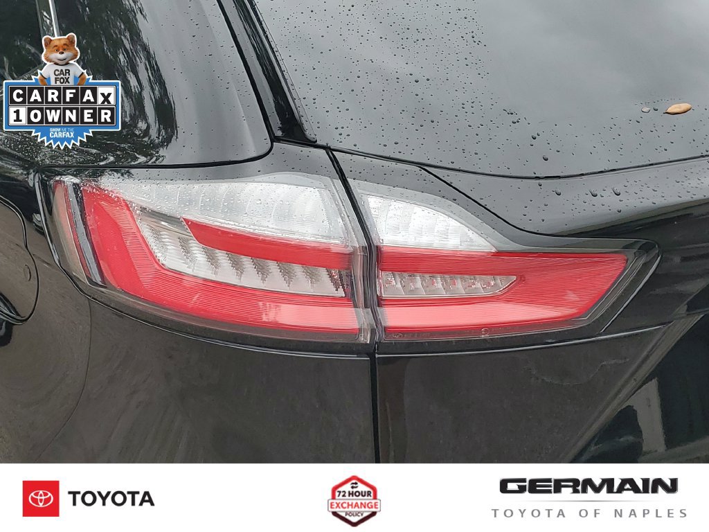 Used 2022 Ford Edge Titanium AWD/4WD image 16