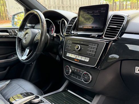 Used 2017 Mercedes-Benz GLE 350 4MATIC image 19