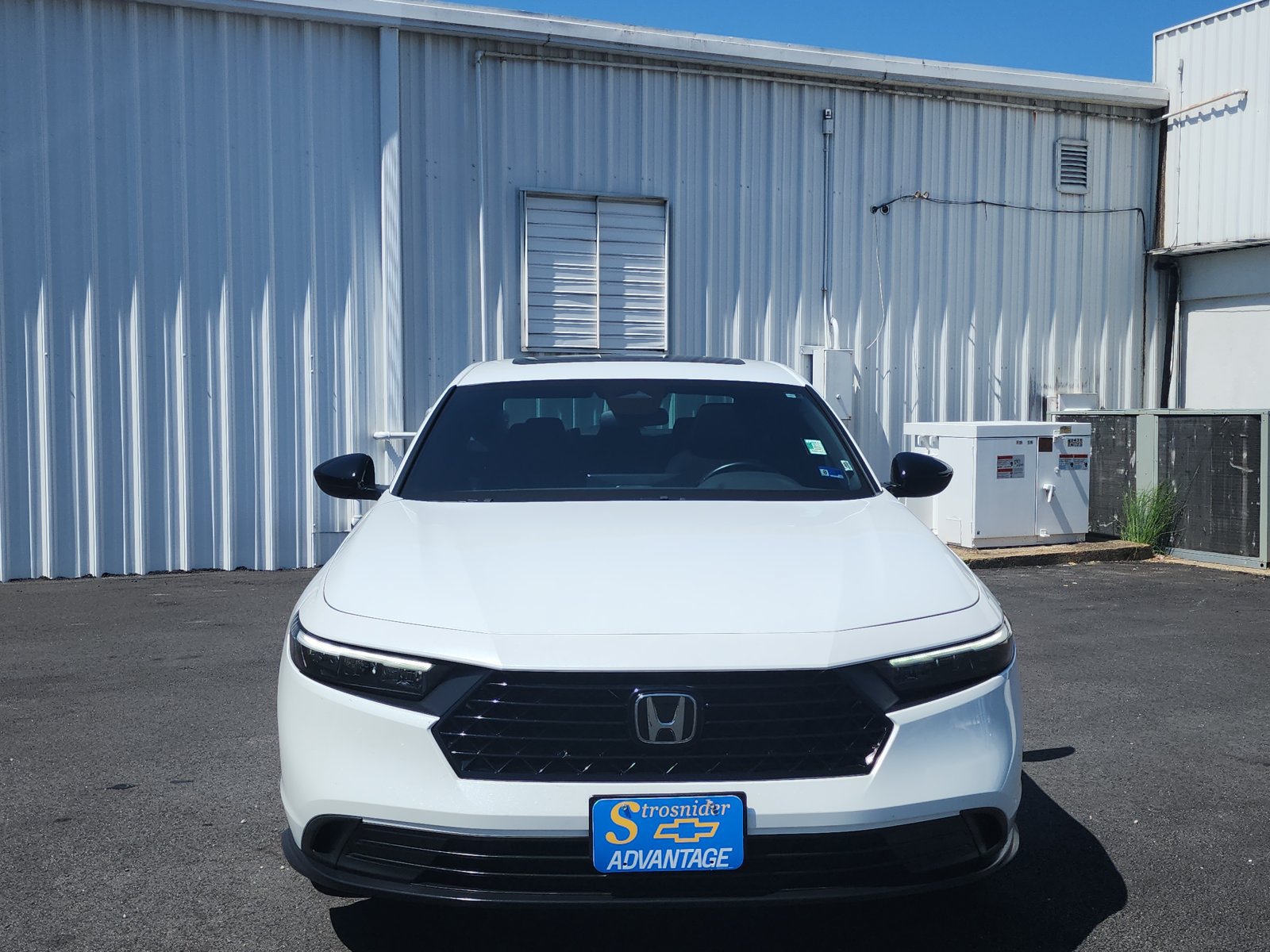Used 2023 Honda Accord Sport image 8