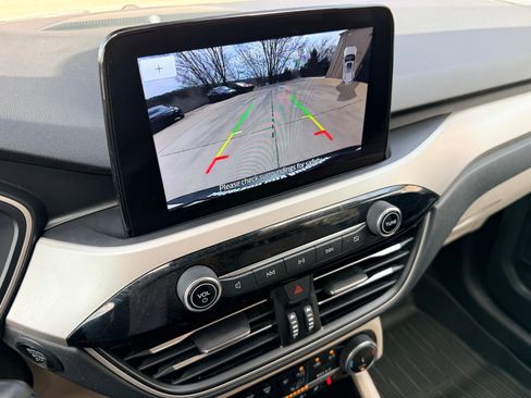 Used 2022 Ford Escape SEL w/ Technology Package image 29