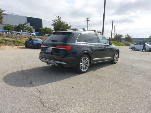 Used 2025 Audi Q7 3.0T Premium Plus w/ Premium Plus Package AWD/4WD image 3