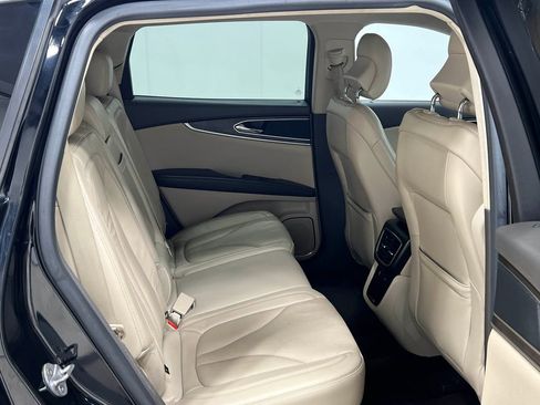 Used 2016 Lincoln MKX Reserve w/ Driver Assistance Package AWD/4WD image 33