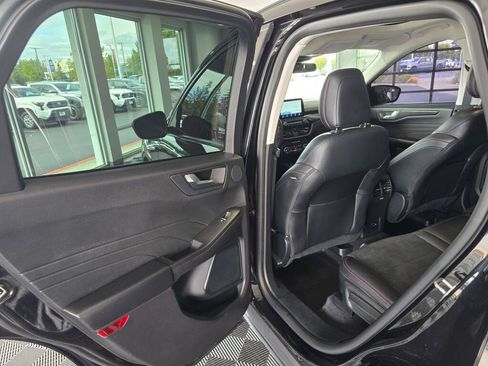Used 2021 Ford Escape SEL w/ Technology Package AWD/4WD image 36