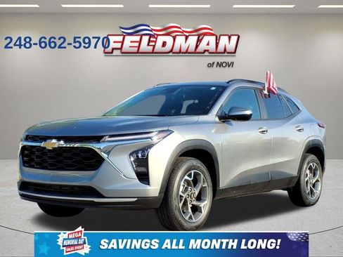 Used 2024 Chevrolet Trax LT w/ Driver Confidence Package FWD image 1