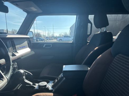 Used 2022 Ford Bronco Outer Banks image 27