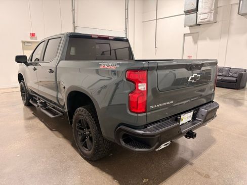 Used 2025 Chevrolet Silverado 1500 LT Trail Boss w/ LT Trail Boss Premium Package AWD/4WD image 6