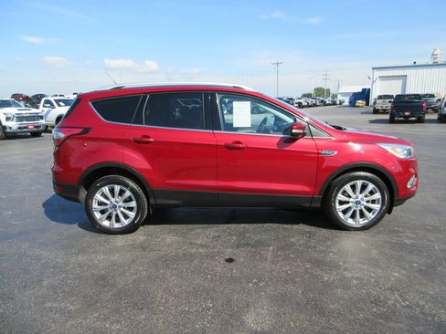 Used 2017 Ford Escape Titanium FWD image 5