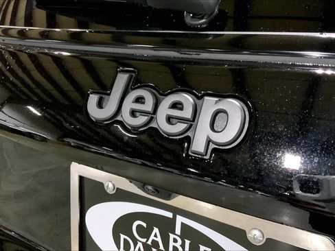 New 2026 Jeep Compass Latitude image 19