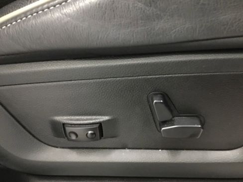 Used 2018 RAM 3500 Laramie Longhorn image 26