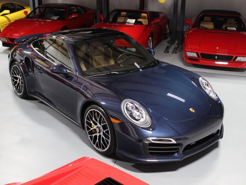 Used 2015 Porsche 911 Turbo S AWD/4WD image 8