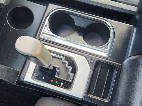 Used 2016 Toyota Tundra SR5 image 15